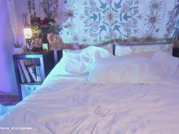 Naked cam girl _stella_rose_ image #2069305