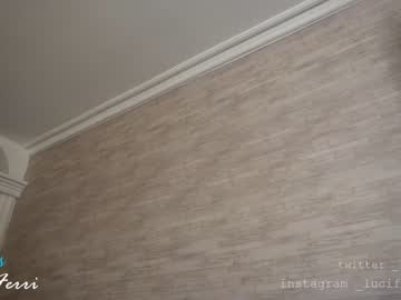 Naked cam girl lucia_ferri image #1910104