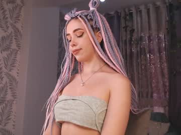 Naked cam girl arian_fox image #1788666