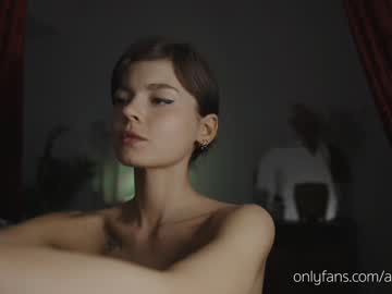Naked cam girl auddicted image #547101