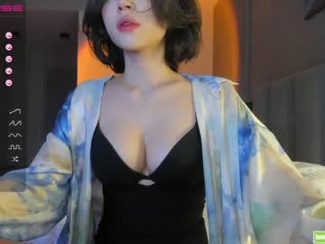 Naked cam girl hee_jin image #2898800
