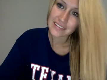 Naked cam girl smexxii93 image #2904977