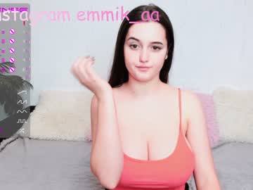 Naked cam girl emmika_ image #432550