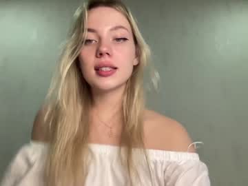 Naked cam girl angel_from_sky image #120609