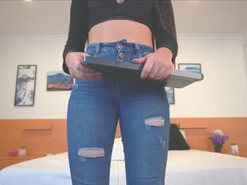 Naked cam girl camilitasu image #1958117