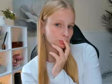 Naked cam girl maidabarfield image #4021397