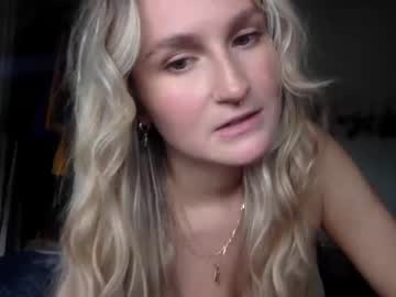 Naked cam girl ren_just image #2507402