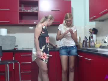 Naked cam couple laura47_sweet image #2982048