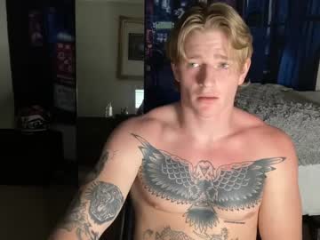yyfb naked cam