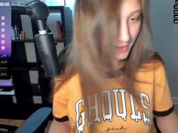 Naked cam girl alexa_dream image #2812941