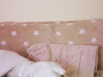 Naked cam girl kemii image #2664203