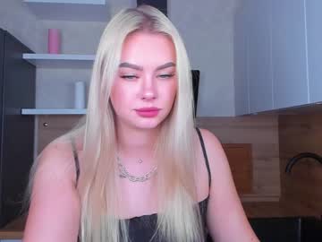 Naked cam girl 8a8y_nura image #123715