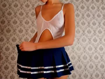 Naked cam girl amandamedrano image #2977695