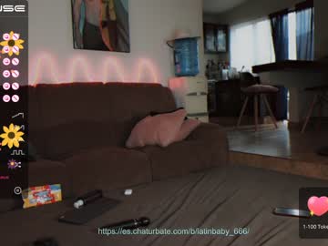 Naked cam girl latinbaby_666 image #2269293