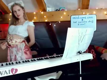 Naked cam girl bimba_girlfriend image #472253