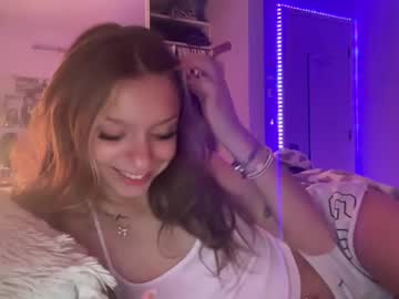 kateevanss_ naked cam