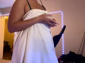 Naked cam girl monstrumologist image #2994269