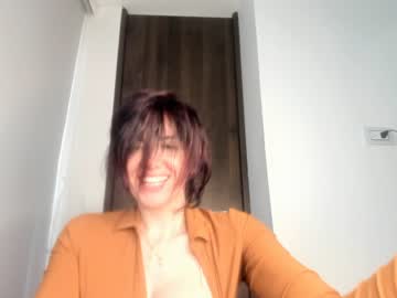Naked cam girl vanandjuani image #2460287
