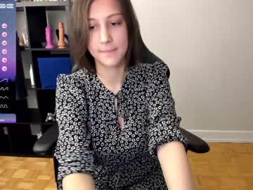 Naked cam girl alexa_dream image #3400022