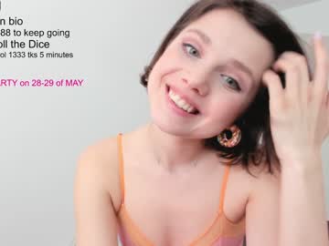 Naked cam girl stellawells image #1841080