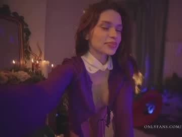 Naked cam girl lucieoude_ image #3196303