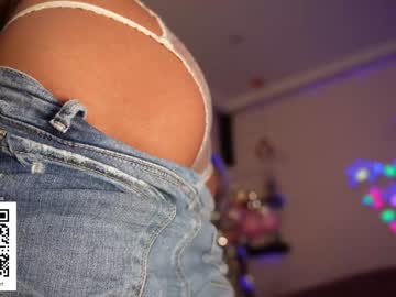 Naked cam girl amnie_ image #3467081
