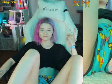 Naked cam girl _biscuitty image #2448467