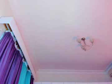 Naked cam girl 8a8y_nura image #2348874