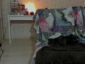 Naked cam girl charlotte2896 image #1304529