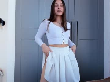 Naked cam girl eleonora_linn image #2050236