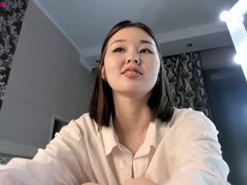 Naked cam girl hyun_chia image #1879565