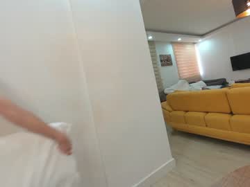 Naked cam girl ehotlovea image #2901425