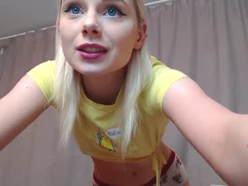 Naked cam girl yummysee image #556437