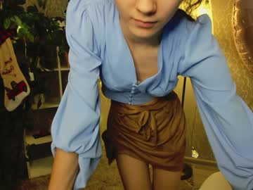 Naked cam girl little_mandy image #663603