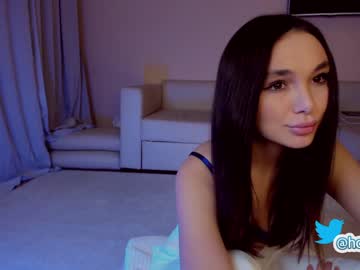 Naked cam girl hollyextra image #3444088