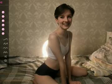 esmabluitt naked cam