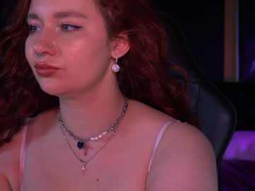 Naked cam girl carolina_winter image #4019714