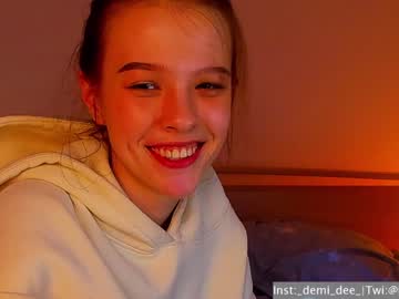 Naked cam girl _demi_dee_ image #1317478