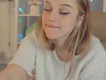 Naked cam girl mia_milagros image #1422264