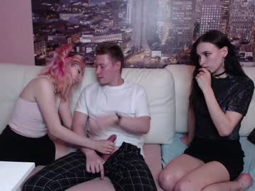 Naked cam couple your_novelle image #2440668