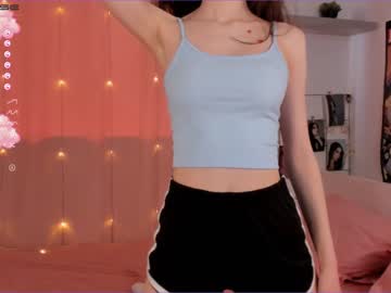 Naked cam girl alliesmiths image #2186245