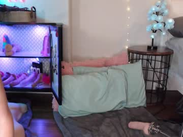 Naked cam girl paldineswife image #496171