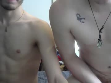suarez000 naked cam