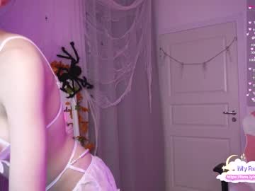 Naked cam girl holliwould_ image #2956873