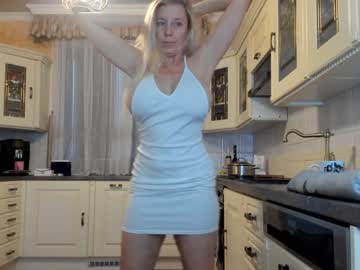 Naked cam girl tunderose image #302409
