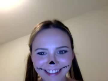 Naked cam girl isla_flowers image #366026