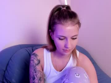 Naked cam girl hustleebabyy image #2817854