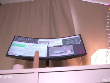Naked cam girl lil_eva image #3219328