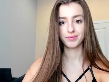 Naked cam girl coy_amina_ image #3490825