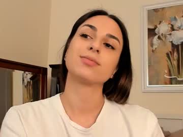Naked cam girl emeliameadows image #3952574